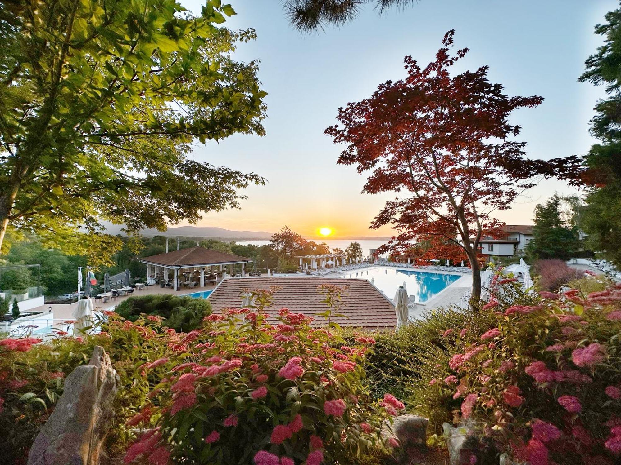 Sm Lovely Apartments On The First Line In Sozopol Buitenkant foto